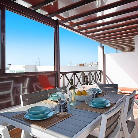 Apartamentos La Estrella III Playa Blanca  Exterior foto